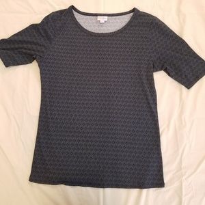 LulaRoe Gigi top Discontinued